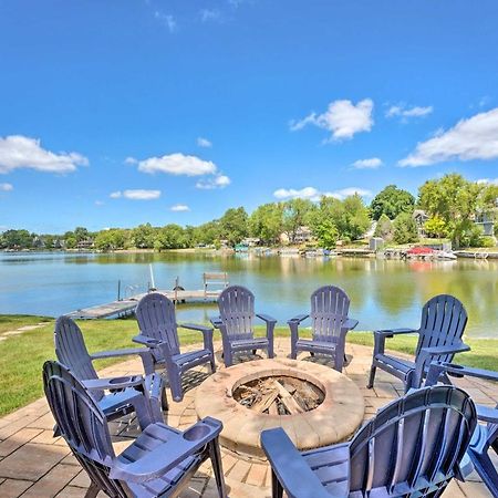 Lakefront Oasis With Boat Dock, Fire Pit, Grill Bristol ภายนอก รูปภาพ